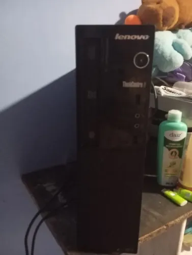 Vendo CPU tá tudo funcionando som no acompanha o mouse e tela o restante tenho