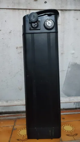 Bateria de Lítio 48v apropriada para bike Lev modelo L 
