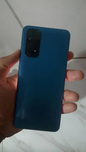 Celular tá novo nenhum defeito e nenhum trincado 