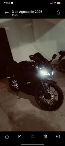Yamaha R15