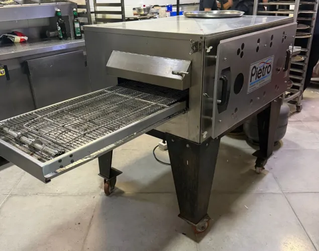 Forno esteira Pietro