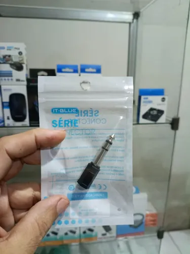 Adaptador Plug P10 Estéreo x P2 Fêmea