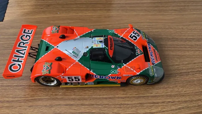 Miniatura Mazda 787b 1/18 CMR
