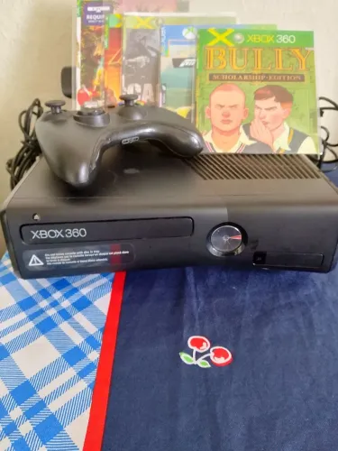Vendo Xbox 360 funcionando perfeitamente