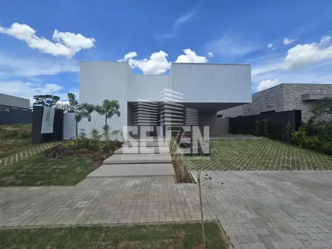 Casa alto padrão venda Alphaville com 3 suites Bauru SP