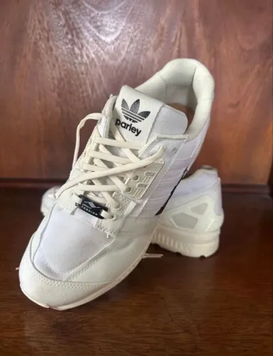 Tênis Adidas Parley tamanho 41 nunca usado na caixa zero