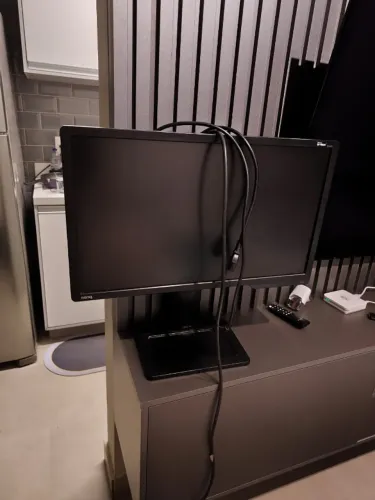 ? DESAPEGO - MONITOR GAMER BENQ 144Hz ?