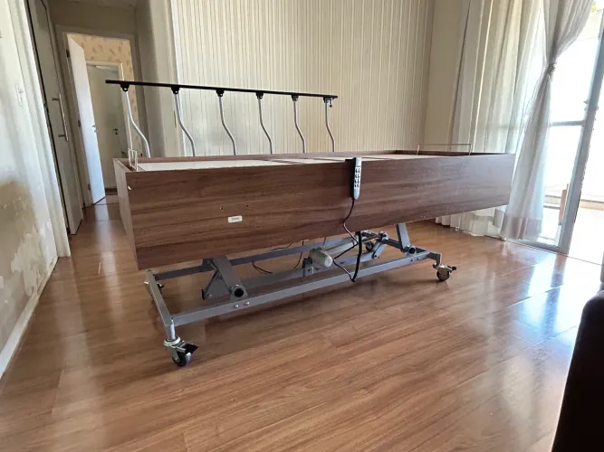 Cama hospitalar elétrica 