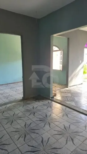 Casa no Luzia Para Venda com 4 Quartos, 2 Suítes e 2 Vagas