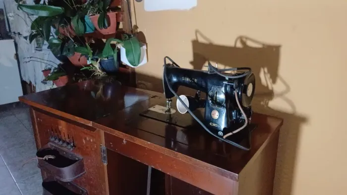 Maquina costura antiga(vintage)