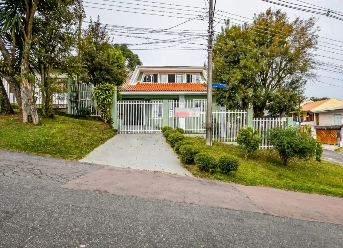 Sobrado no Bairro Augusta 3 Quartos, sendo 1 Suíte