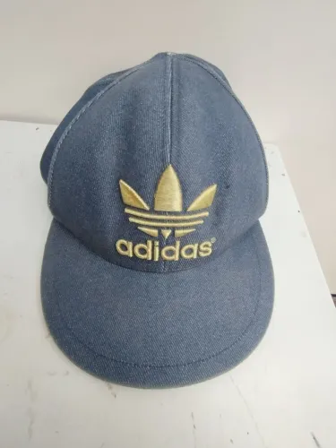 Boné Adidas Originals aba reta brim