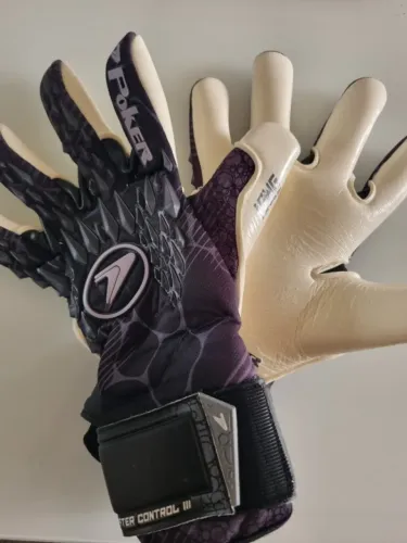 Luva de Goleiro Pofissional Water Control III Poker NOVA SEM USO