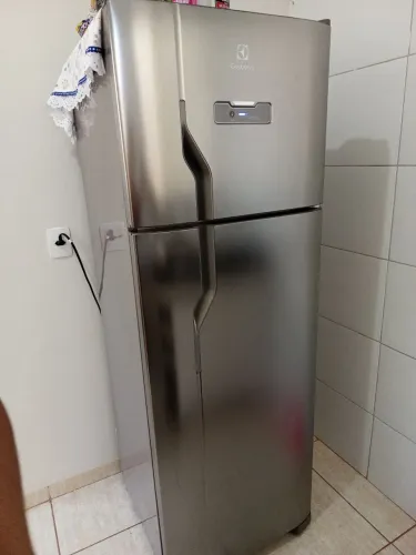 Vendo geladeira de INOX