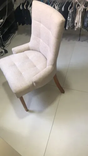 4 Cadeiras Almofadadas de luxo 1000 reais