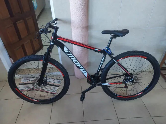 Vendo, bicicleta Droppy Z3 aro 29 montada e revisada novíssima
