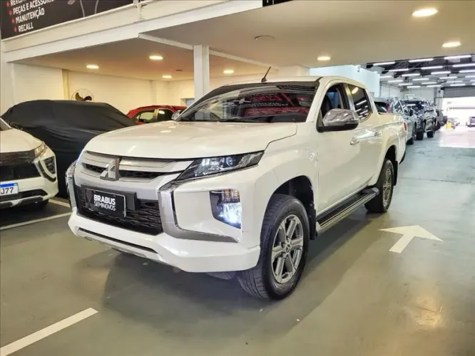 Mitsubishi L200 Triton Sport HPE 2.4 CD Diesel Aut. 2022