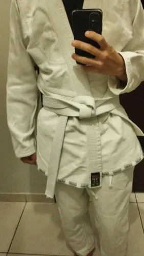 Kimono de Judô Shiroi A3 + Faixa | Pouquíssimo Uso | Tecido Grosso