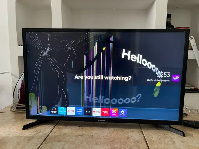 Smart tv Samsung 32 quebrada 