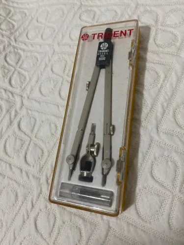 Compasso trident 9000