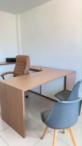 Móveis de escritório - Mesa em L | Cadeira para escritório