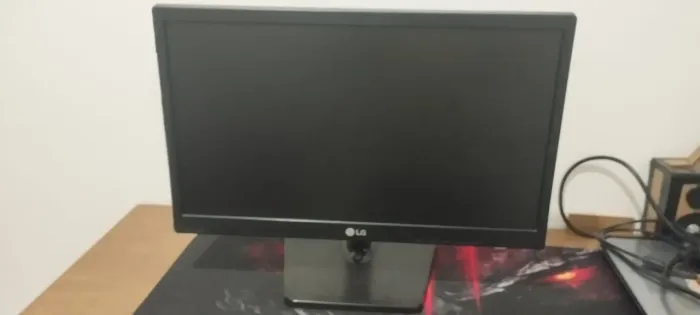 Monitor LED LG Flatron 20 polegadas