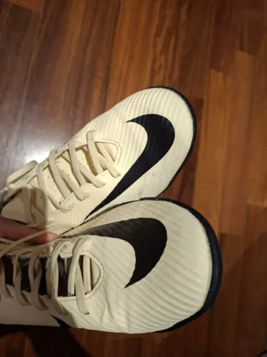 Chuteira Nike