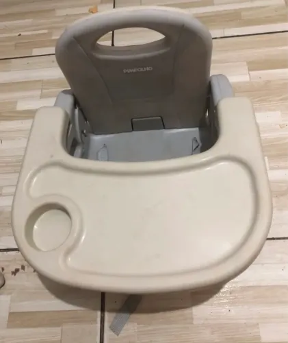 Cadeira de alimentação