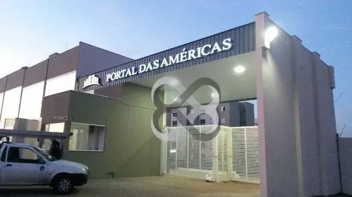 Apartamento com 2 dormitórios à venda, 48 m² por R$ 229.000,00 - Chácara Manella - Cambé/P