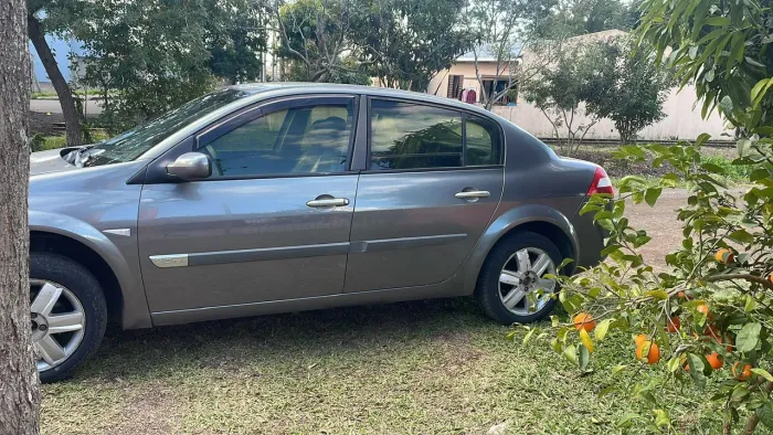 Renault Megane Sedan Dynamique 2.0 16V Aut. 2007