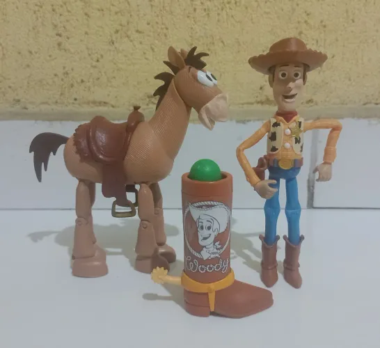 Pack Toy Story bonecos Woody e Bala no Alvo 2013 da Mattel