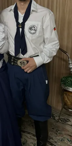 Traje Gaúcho, bombacha, camisa, bota e guaiaca