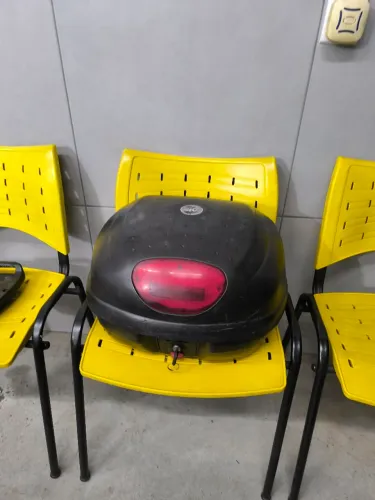Baú Givi completo