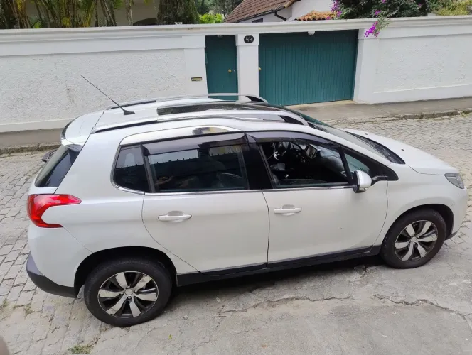 Peugeot 2008 Griffe 1.6 Flex 16V 5P Mec. 2016