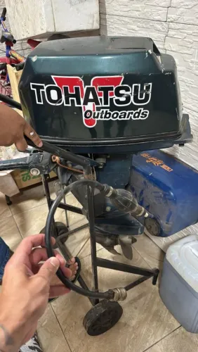 Motor de pesca popa tohatsu 