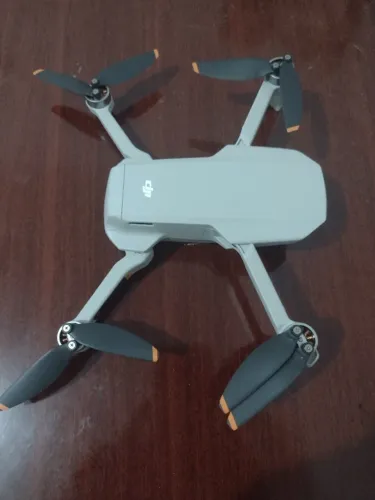 Vendo Drone DJI Mini 2 Fly More Combo