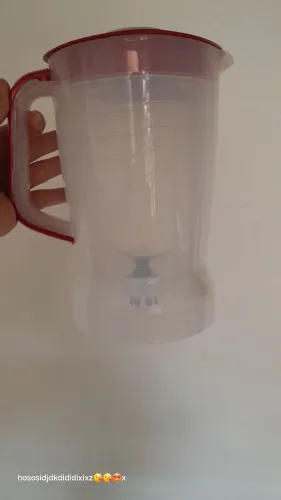 Copo de liquidificador com duas tampas