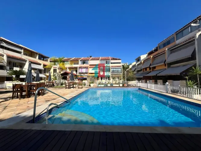 Recreio dos Bandeirantes | Casa de Condomínio 3 quartos, sendo 2 suites