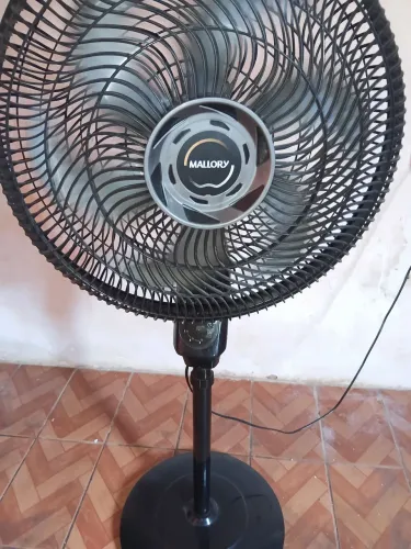 Ventilador Mallory com controle