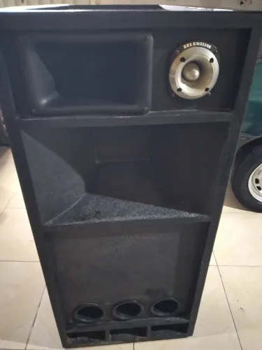 Vendo caixa de som passiva 4vias