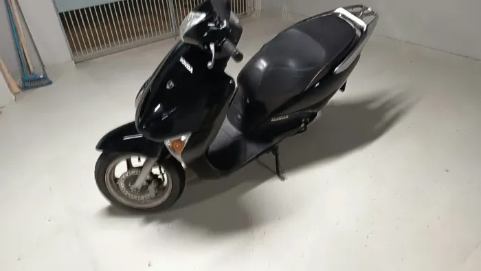 Honda lead 2010 preta baixo km
