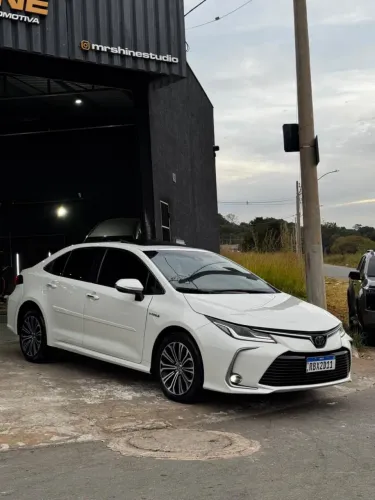 Toyota Corolla Altis Prem. Hybrid 1.8 Flex AUT 2021