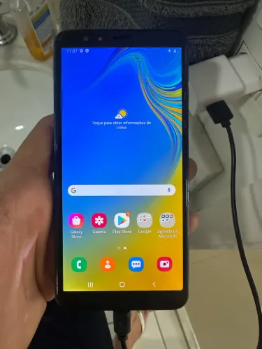 Samsung Galaxy A7 2018 64GB - Funciona, Leia a Descrição