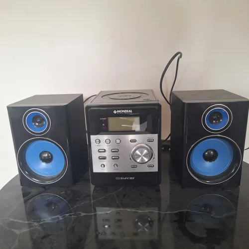 CAIXA DE SOM PEQUENA 