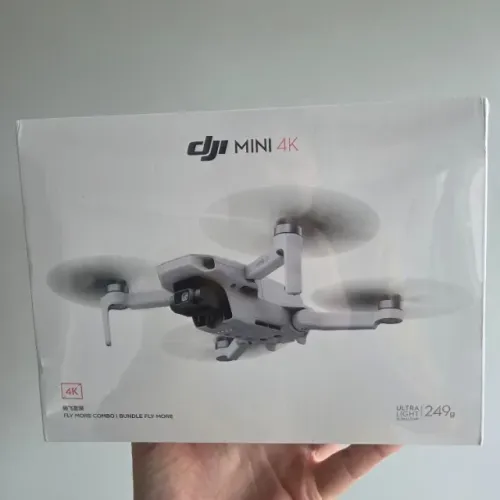 Drone DJI Mini 4K Fly More, (3 Baterias + case)