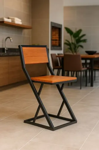 Cadeira Industrial Premium Preto Fosco com Madeira