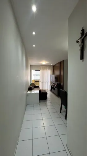 Ótimo Apartamento NASCENTE e MOBILIADO na Ponta Verde, perto de tudo!!!