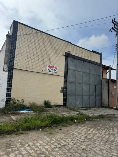 GALPÃO COM CÂMERA FRIA