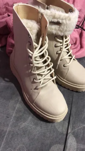 Bota número 37