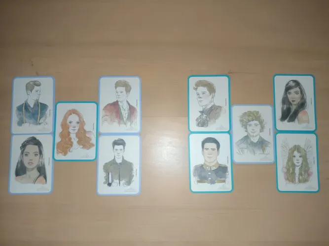 10 Cards da saga "A Seleção" de Kiera Cass